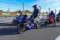 donington-no-limits-trackday;donington-park-photographs;donington-trackday-photographs;no-limits-trackdays;peter-wileman-photography;trackday-digital-images;trackday-photos